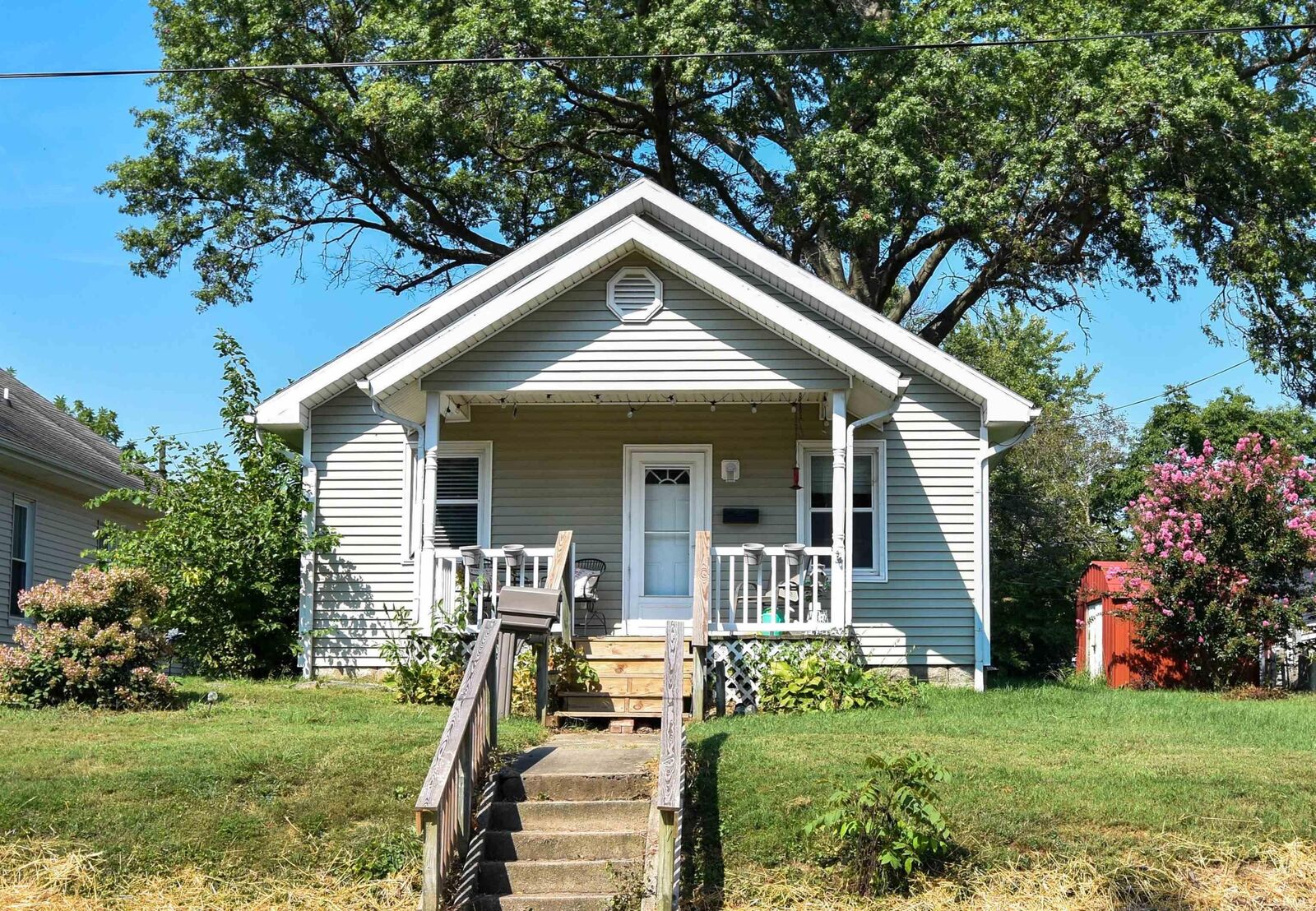 Property Photo:  518 N Short Street  IN 47660 
