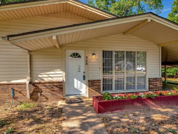 Property Photo:  322 Lenwood  TX 75964 
