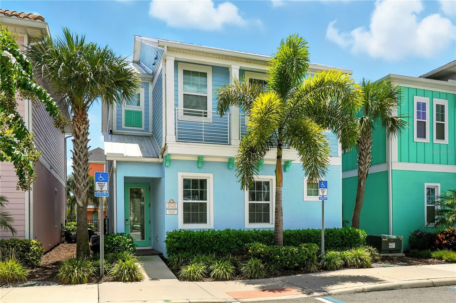 Property Photo:  8024 Sandy Toes Way  FL 34747 