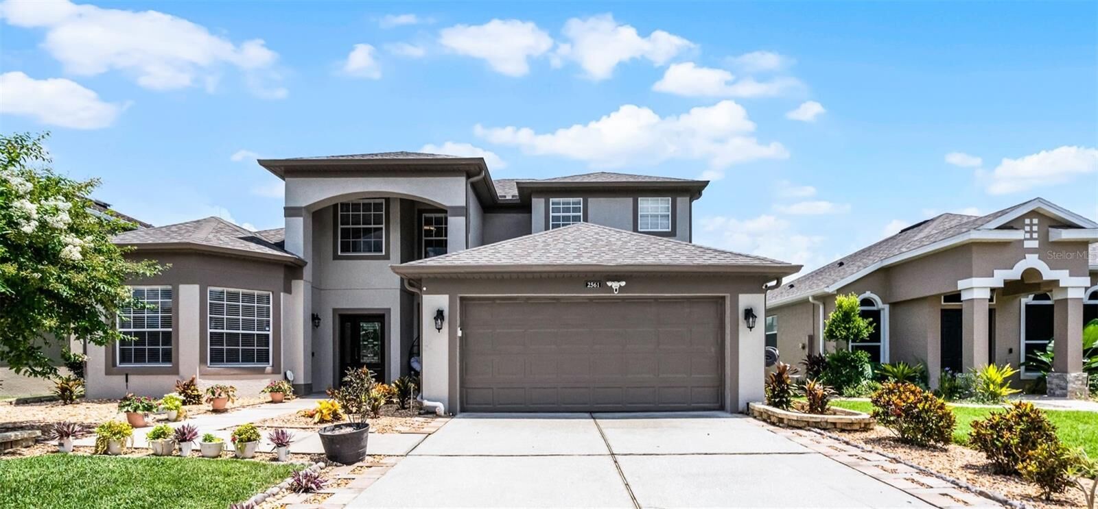 Property Photo: 2561 Corbyton Court FL 32828