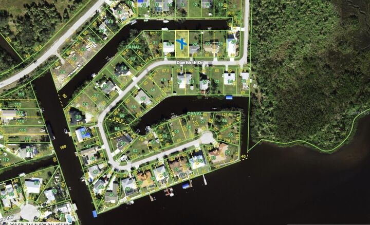 Property Photo: 152 Danforth Drive FL 33980