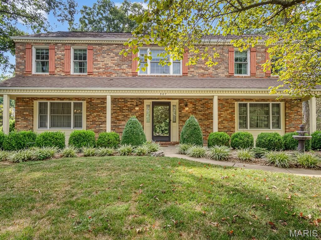 Property Photo:  307 John Henry Street  IL 62220 