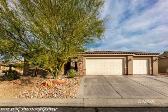 Property Photo: 1076 Carrara NV 89027