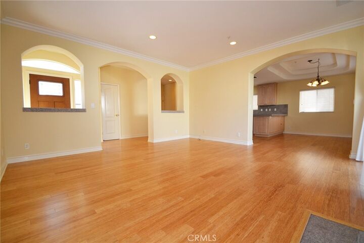 Property Photo:  2203 Harriman Lane B  CA 90278 