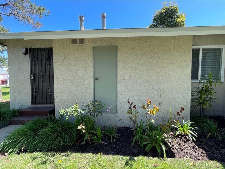 Property Photo:  513 Bayport Street  CA 90745 