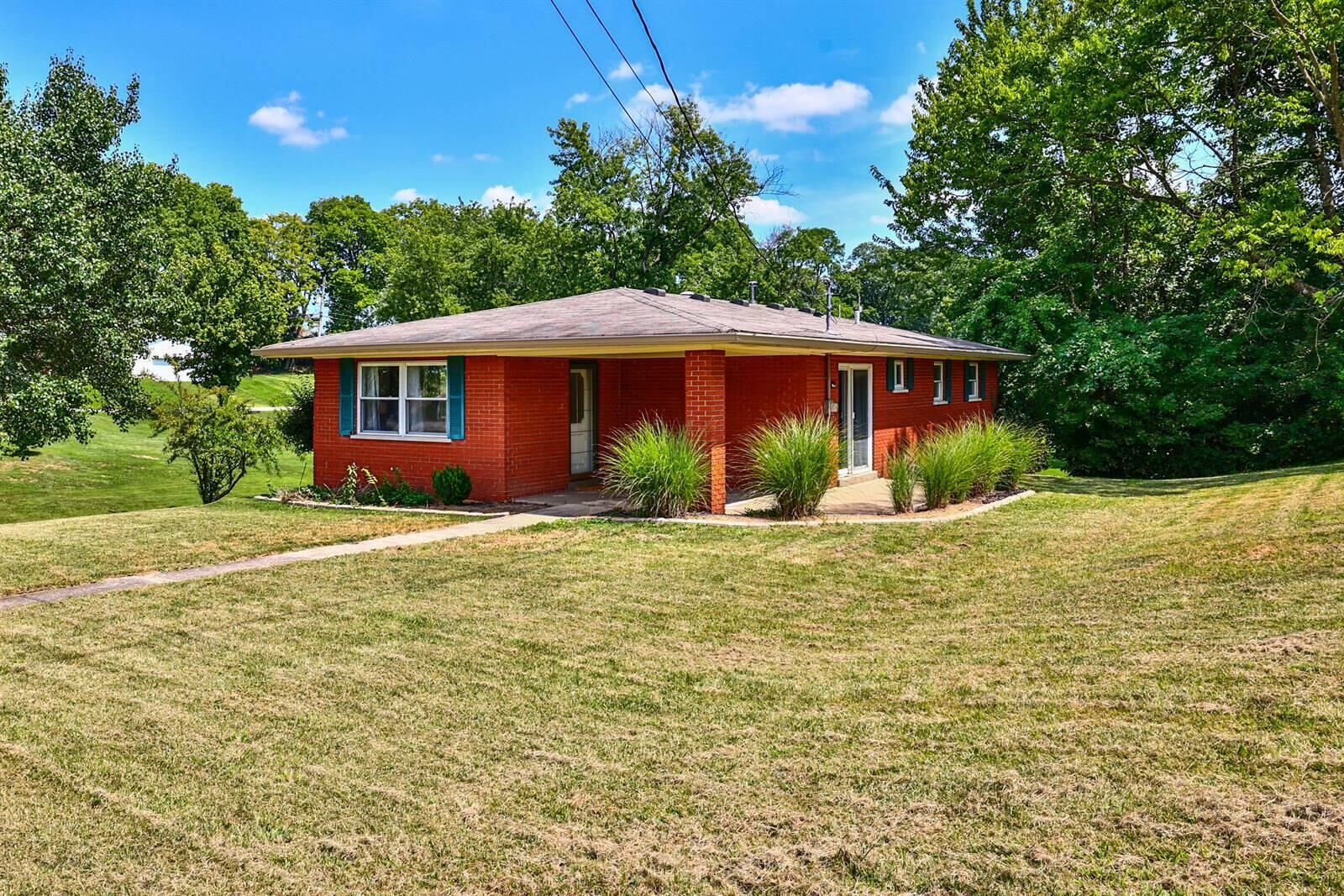 Property Photo:  3948 Thomas Drive  KY 41018 