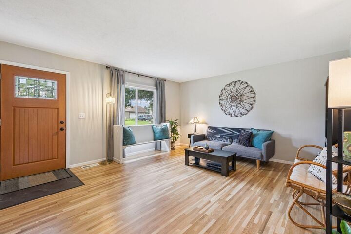 Property Photo:  16573 Flagstaff Way W  MN 55068 