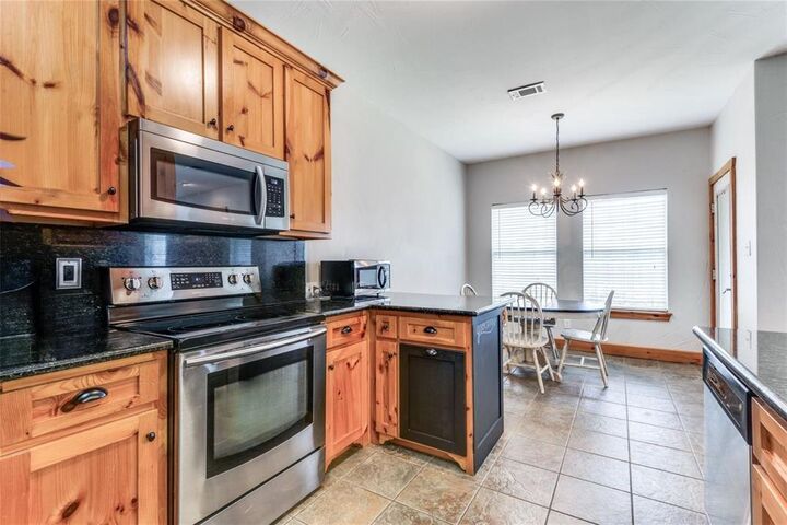 1209 Hickory Drive  Pilot Point TX 76258 photo