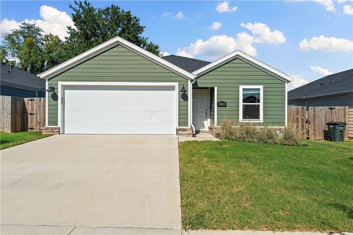 5943 Holdcroft Drive  Fayetteville AR 72704 photo