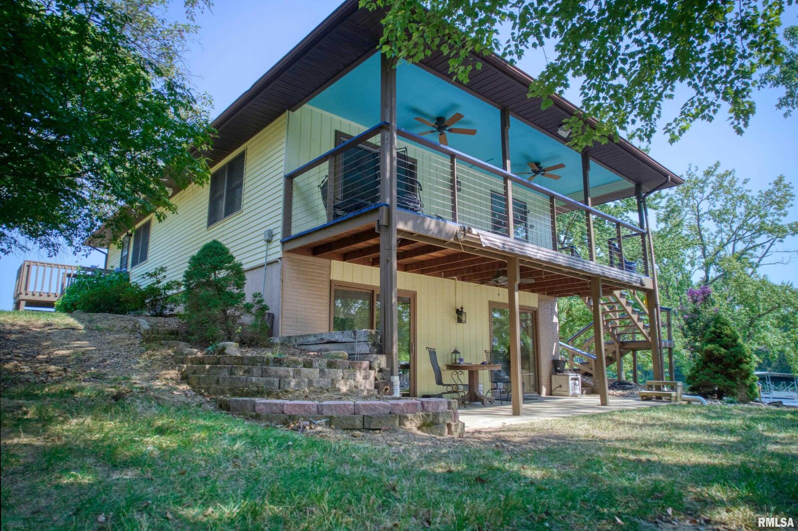 Property Photo:  13047 Hawk Lane  IL 62922 