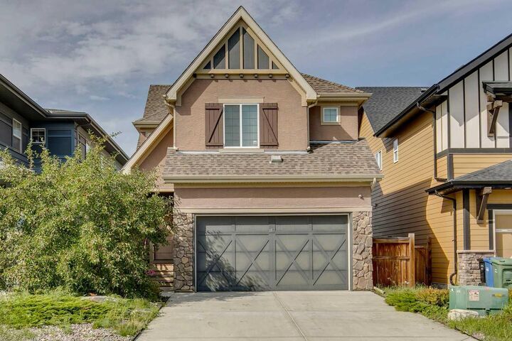 18 Marquis Cove SE  Calgary AB T3B 1V8 photo