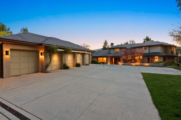 26140 Rancho Manuella Lane  Los Altos Hills CA 94022 photo