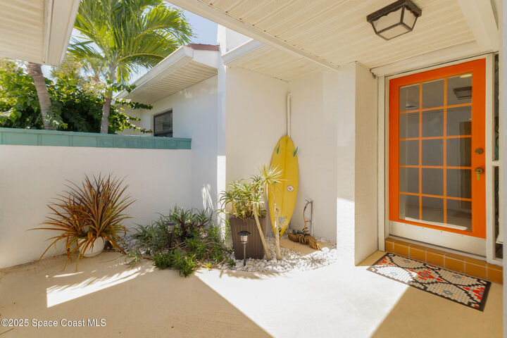 Property Photo: 290 Paradise Boulevard FL 32903