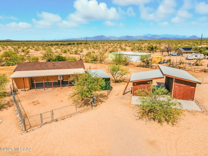 Property Photo:  8925 S Comanche Road  AZ 85735 