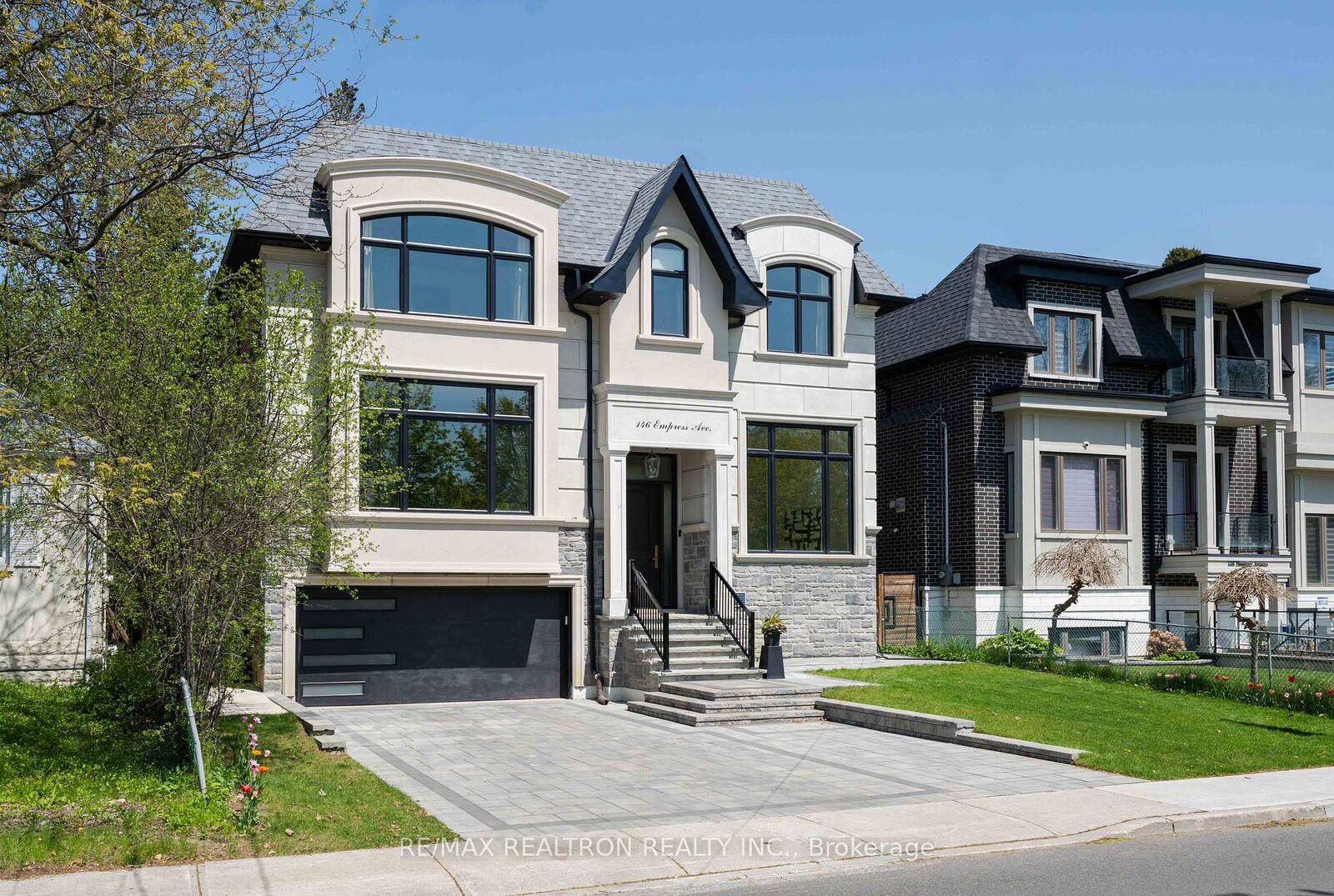 Photo de la propriété: 146 Empress Avenue ON M2N 3T6