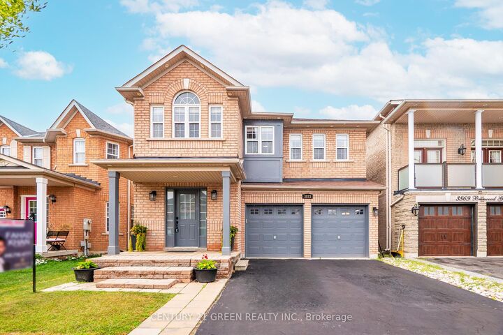 Property Photo: 3873 Brinwood Gate ON L5M 7H3