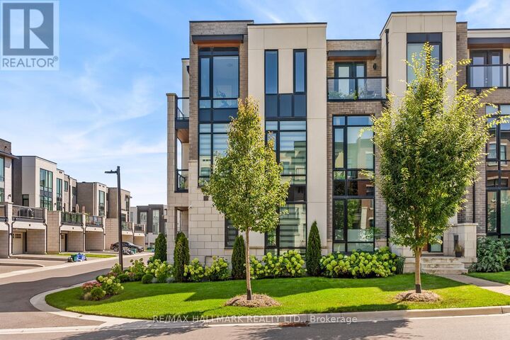 Photo de la propriété: 15 Carrville Woods Circle ON L6A 4Z6