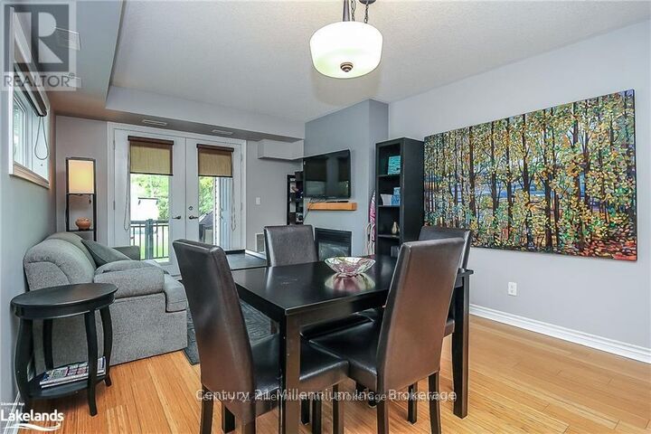 Photo de la propriété:  1 Brandy Lane Drive 101  ON L9Y 0X4 