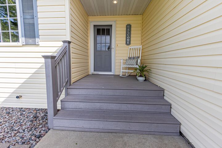Property Photo:  169 Pine Avenue  MN 56354 