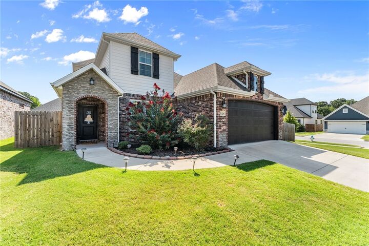 2124 Woodlark Lane  Fayetteville AR 72704 photo