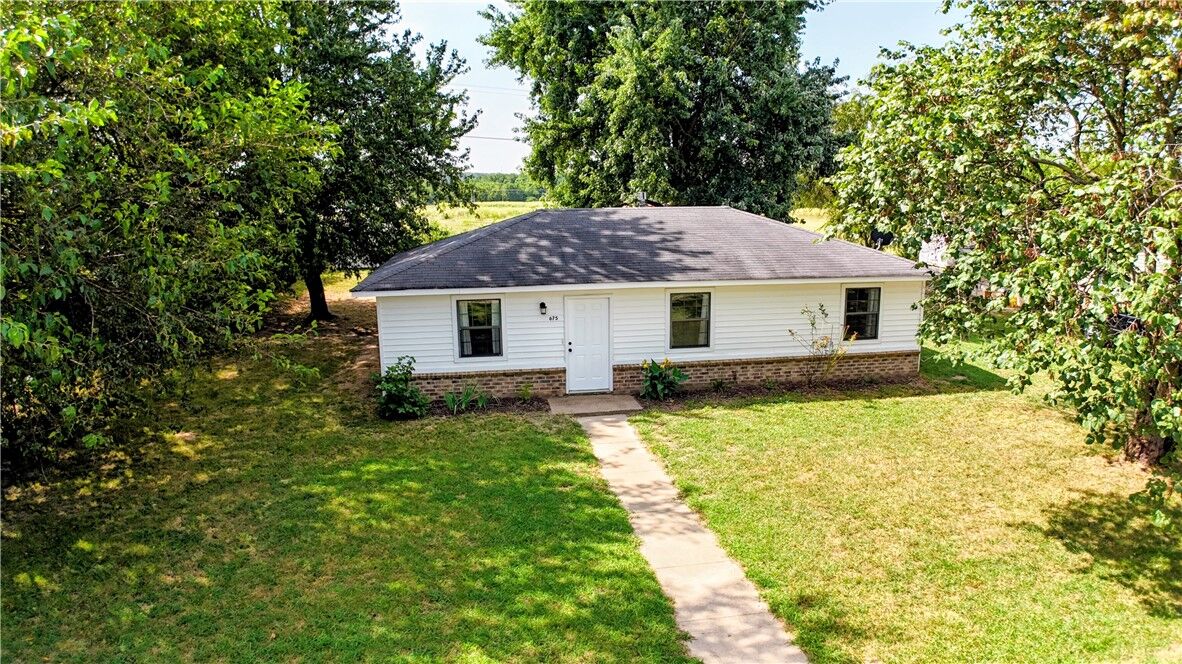 Property Photo: 675 Austin Avenue AR 72722