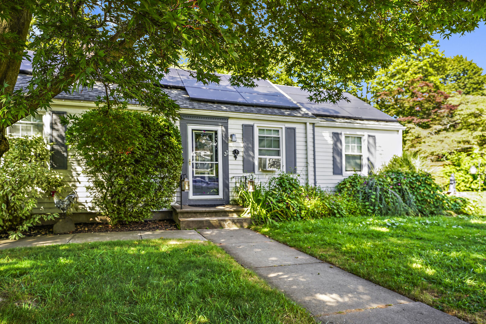 Property Photo:  33 Frew Terrace  CT 06082 