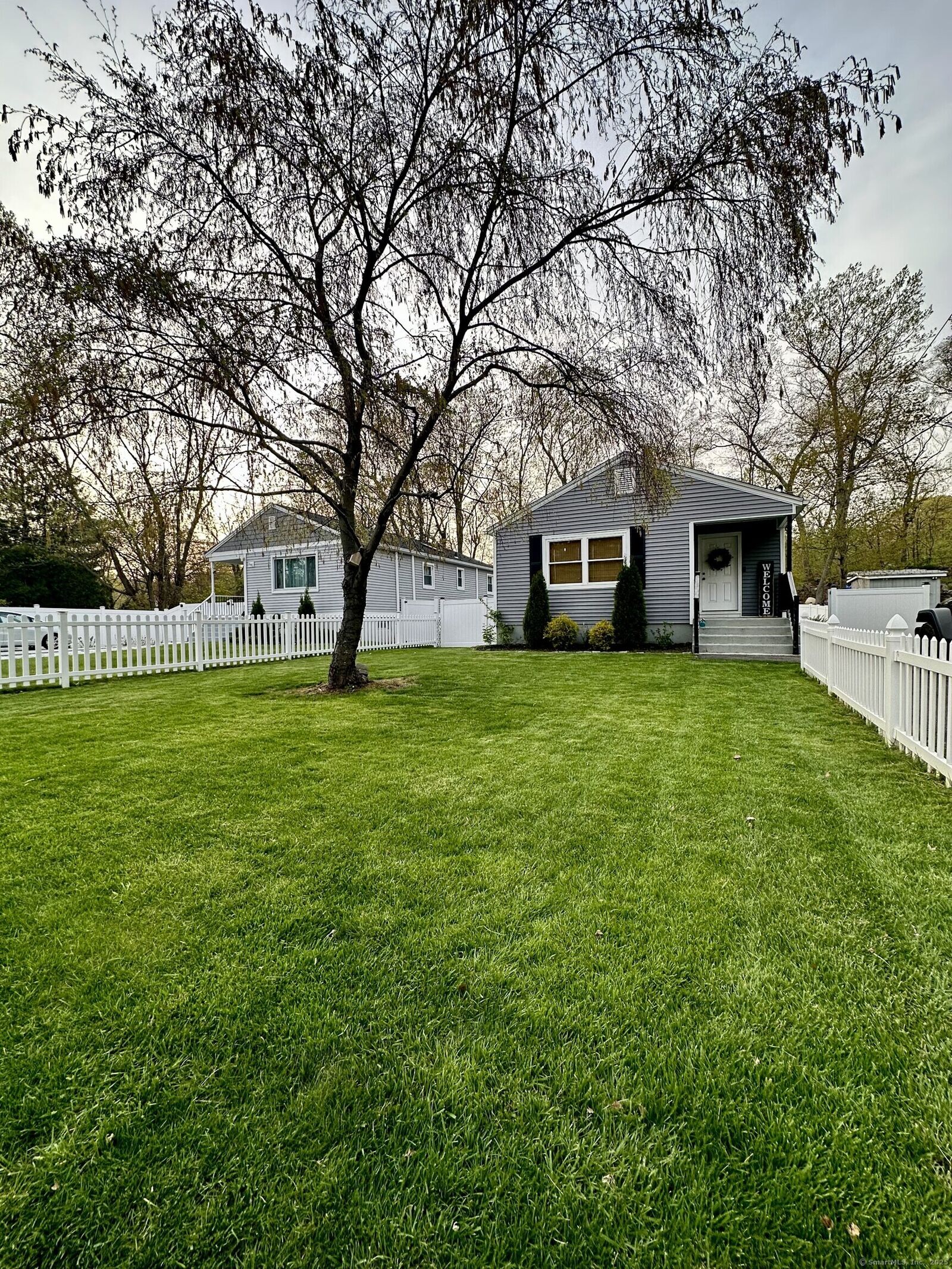 Property Photo:  227 West Spring Street  CT 06516 