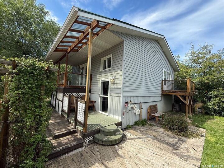 992 Terry Street  Cochin SK S0M 0L0 photo