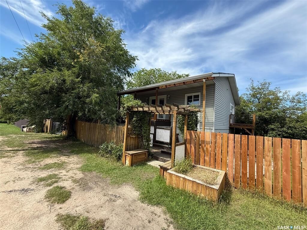 Photo de la propriété:  992 Terry Street  SK S0M 0L0 