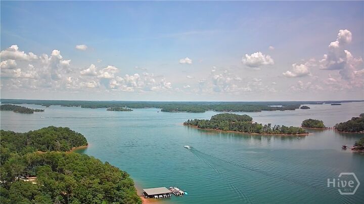Property Photo:  99 Commodore Street  GA 30643