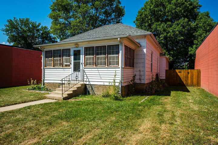 Property Photo:  1136 N Main Street  WY 82801 