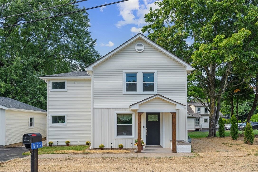 Property Photo:  863 Melody Ln  PA 16101 