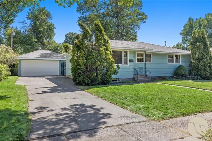 Property Photo:  2620 Yellowstone Ave  MT 59102 