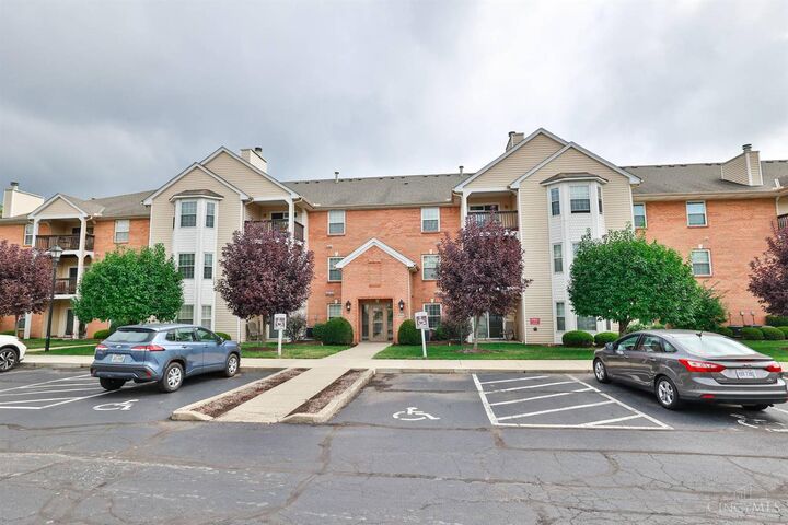 4310 Regency Ridge Court  Green Twp OH 45248 photo