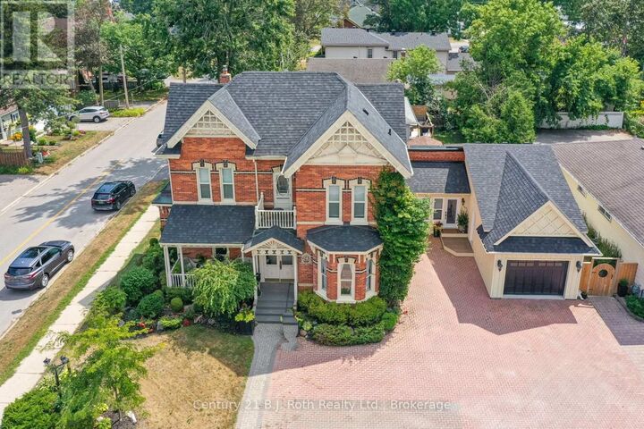 Photo de la propriété: 241 Mississaga Street West ON L3V 3B7