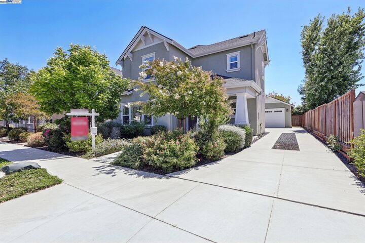 2145 Linden St  Livermore CA 94551 photo