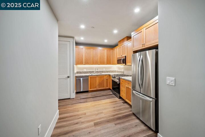 Property Photo: 600 Hartz Ave 120 CA 94526