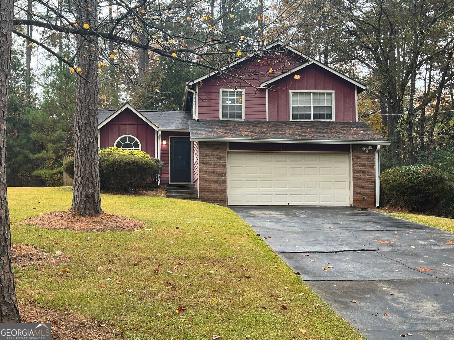 Property Photo:  1560 Pin Oak Lane SE  GA 30094 