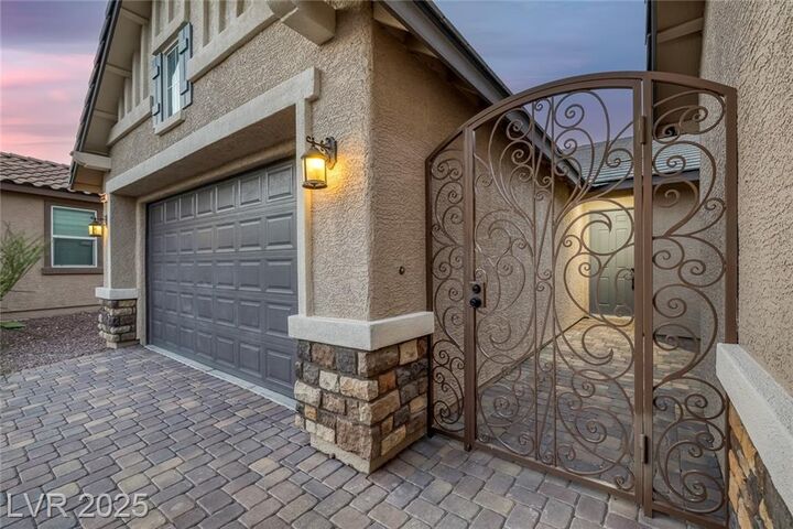 Property Photo:  10302 Artful Stone Avenue  NV 89149 