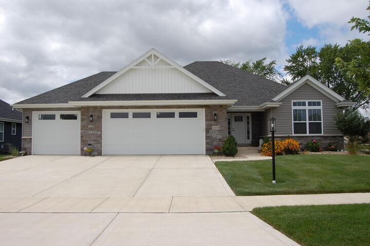 Property Photo:  2030 Peace Pkwy Court  IN 46375 