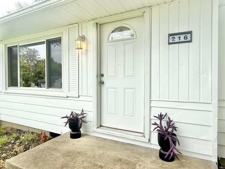Property Photo: 216 S Kentucky Avenue IN 47610-9711