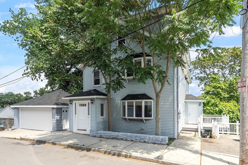 Property Photo:  15 Mount Washington Ave 1  MA 02148 