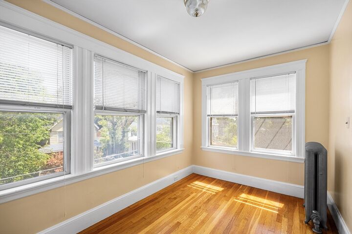 Property Photo: 154 Mount Vernon St MA 02148