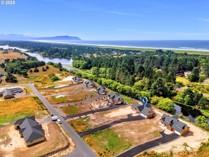 Property Photo: 90238 Hobie Rd OR 97146