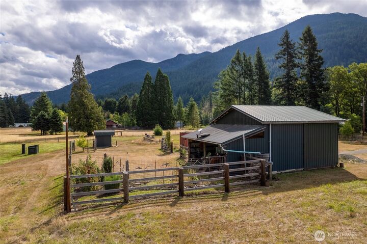 208  Stover Road  Randle WA 98377 photo