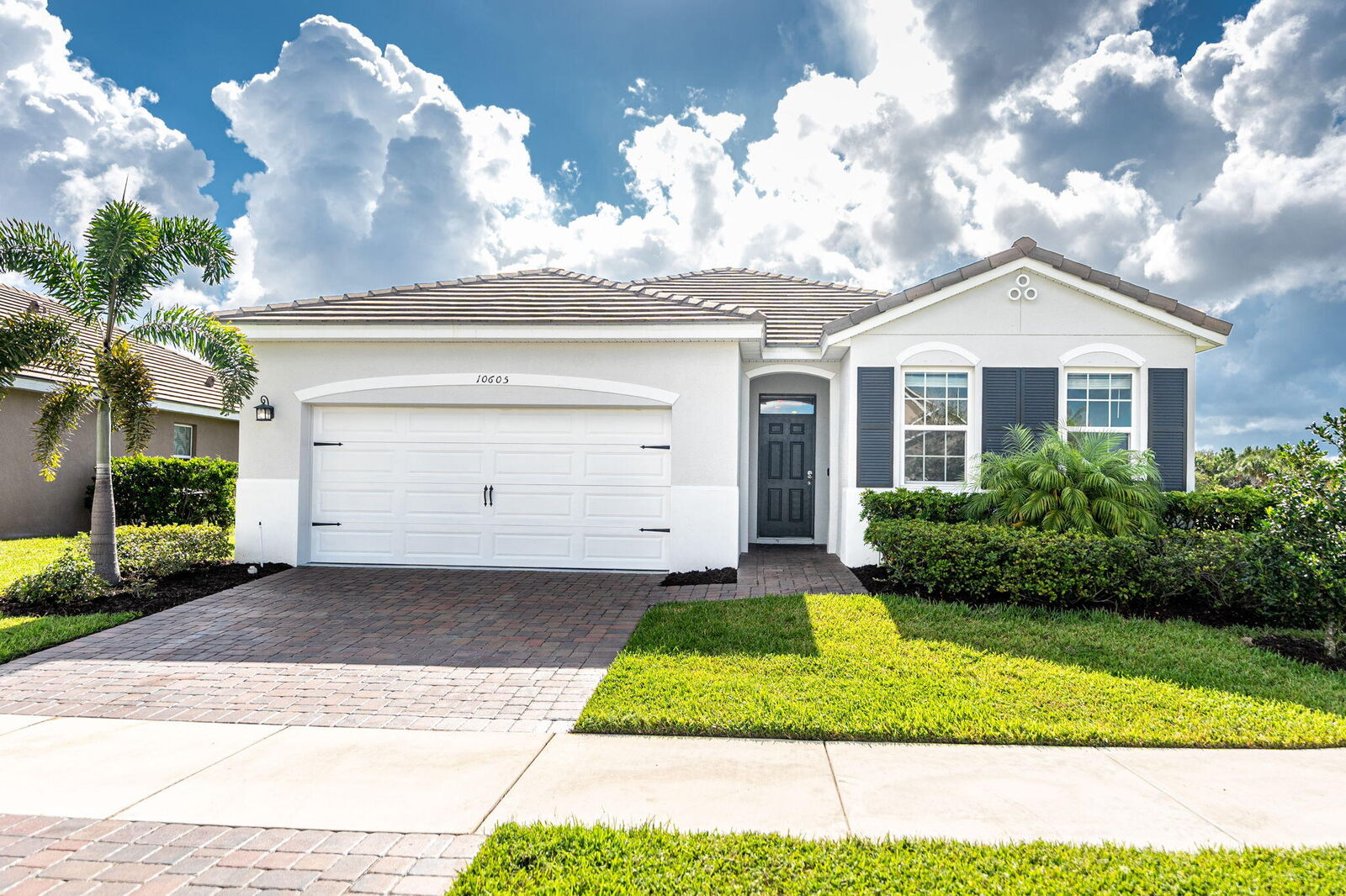 Property Photo:  10605 SW Jem Street  FL 34987 