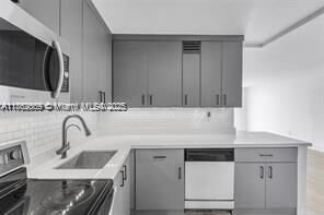 Property Photo: 6900 Bay Dr 11F FL 33141