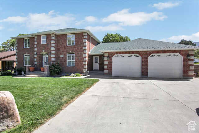 Property Photo: 637 S Pine Meadow Ln UT 84074