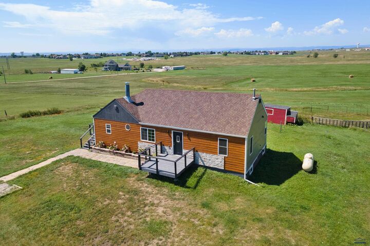 Property Photo: 22341 Thompson Dr SD 57719