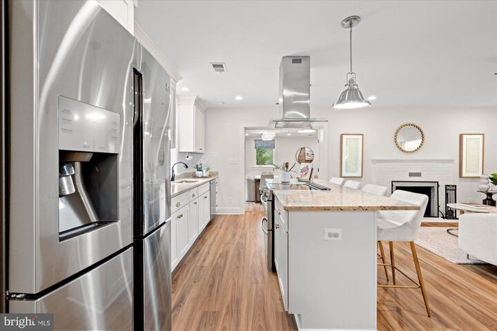 Property Photo: 1305 Namassin Road VA 22308